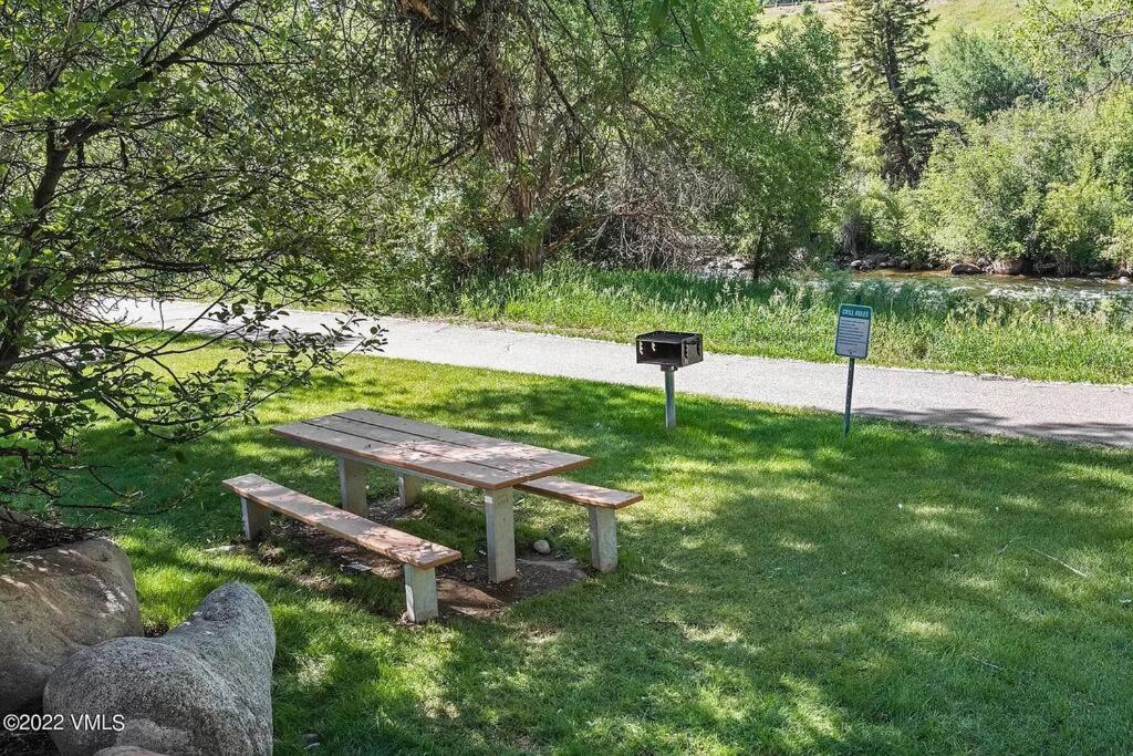 Beaver Creek 2 Bed 2 Bath Condo 1 Min Walk To Elk Lot Avon Exterior photo